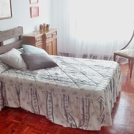 アパート Piso Agradable Y Muy Limpio ヒホン